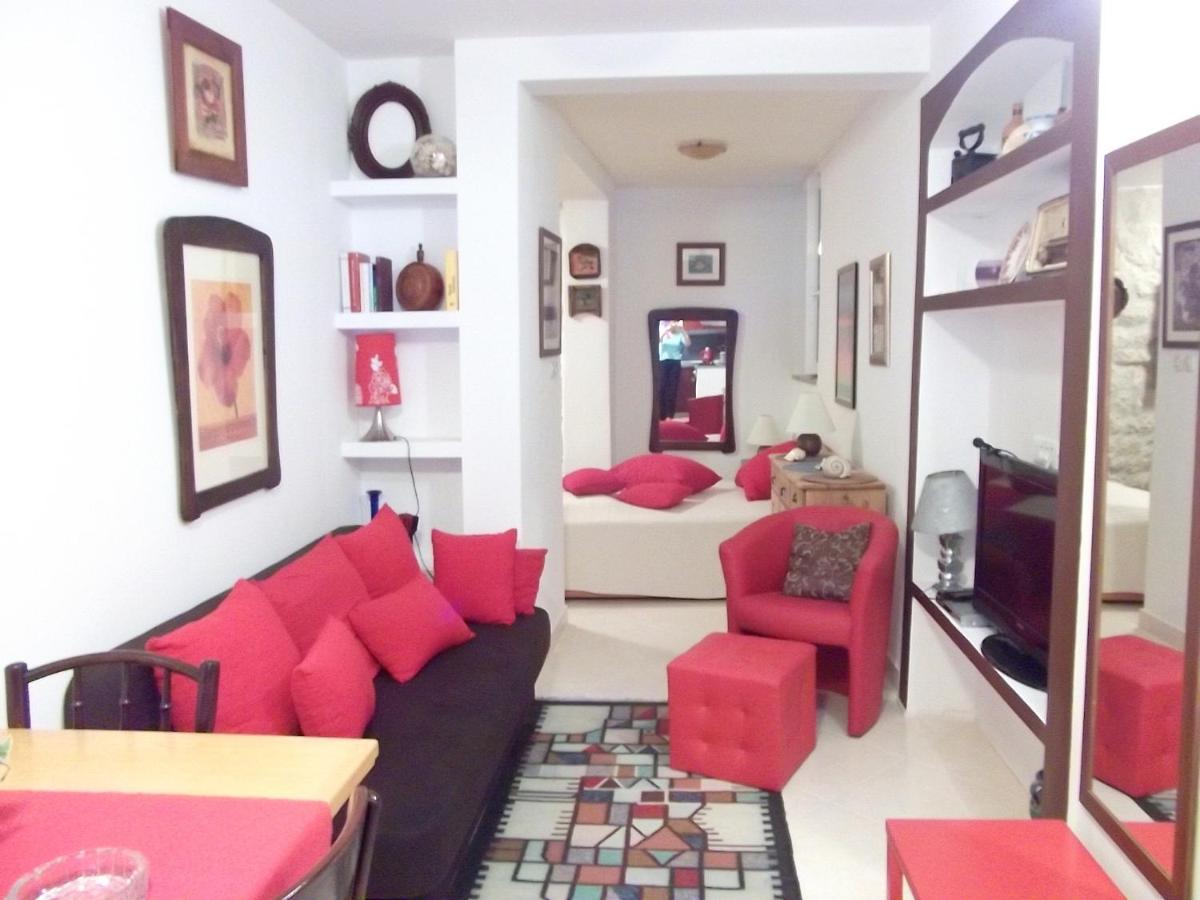 Apartments By The Sea Blace, Neretva Delta - Usce Neretve - 16068 ภายนอก รูปภาพ