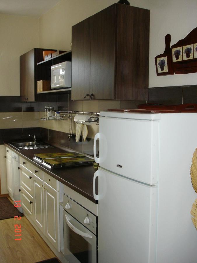 Apartments By The Sea Blace, Neretva Delta - Usce Neretve - 16068 ภายนอก รูปภาพ