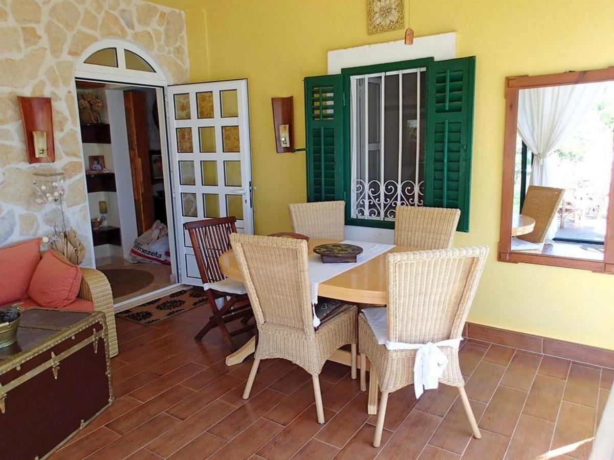 Apartments By The Sea Blace, Neretva Delta - Usce Neretve - 16068 ภายนอก รูปภาพ